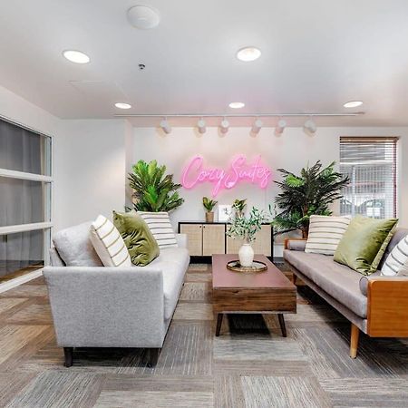 Cozysuites Cwe King Suite With Parking! Tower Grove Exterior photo